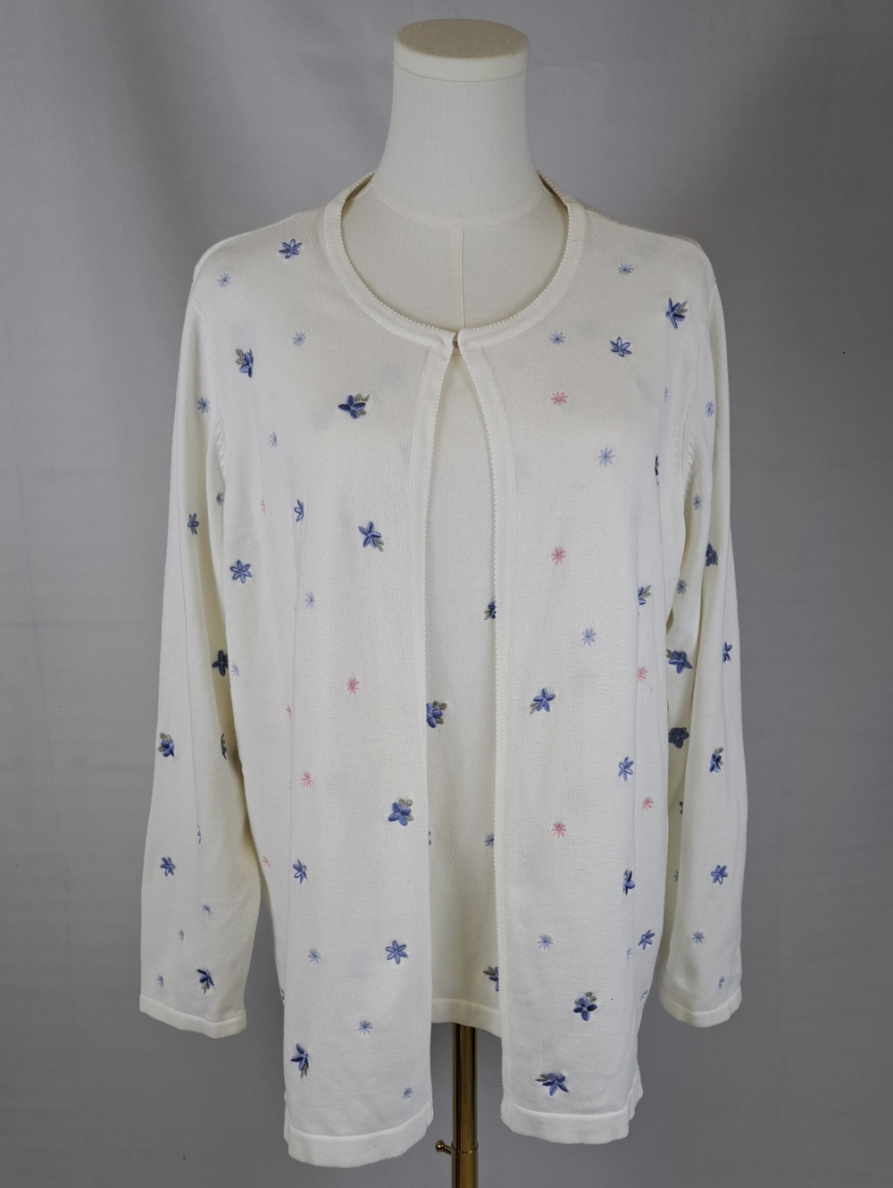 Casual Corner Annex White Floral Embroidered Cardigan Sweater AND Tank 1X